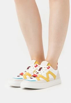 MAX&Co. Trainers - Beige