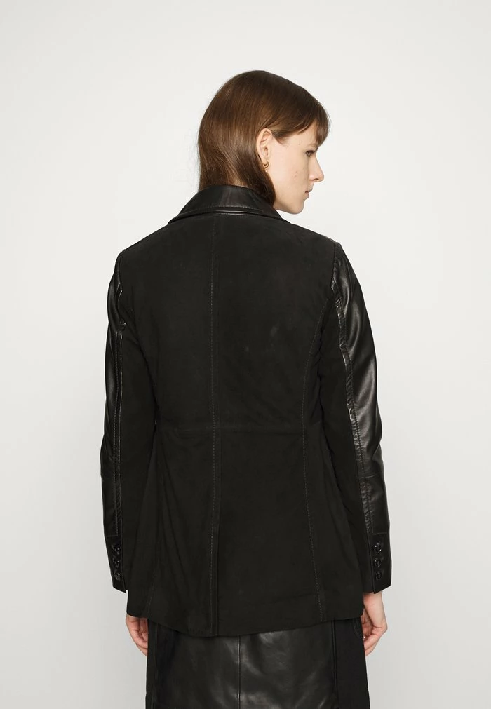 RIVERA - Short coat - black MAX&Co. RIVERA - Short Coat - Black -Max & Co.Sales 090f9c0127ea44f6a4886ef49bf0e612