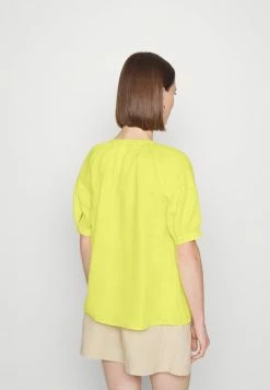 MAX&Co. RUBICONE - Blouse - Lemon -Max & Co.Sales 0ed79cf496ad419d8ff143a05c5781bd