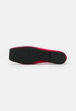 MAX&Co. HALL - Slip-ons - Fuxia 6 MAX&Co. HALL - Slip-ons - Fuxia -Max & Co.Sales 17d4dd77663d400fab39f7872b672e50