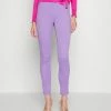 MAX&Co. KINGS - Trousers - Lilac -Max & Co.Sales 1cfd4191a8df4201b53b62afd23570f2