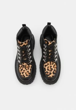 MAX&Co. HIKING - Lace-up Ankle Boots - Nero -Max & Co.Sales 206fbab1fa864c1a83df60a0234f3a9e