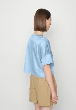 MAX&Co. DEANNA - Basic T-shirt - Light Blue -Max & Co.Sales 33d3727dd87b454e85595b785615b23c