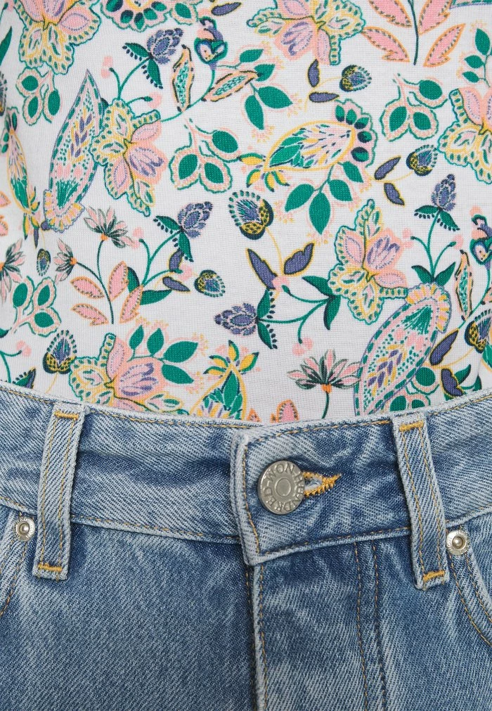 CURIOSO - Print T-shirt - white MAX&Co. CURIOSO - Print T-shirt - White -Max & Co.Sales 367f67fa0da043138bb02679e087157f