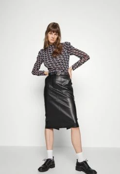 MAX&Co. CREMA - Pencil Skirt - Black -Max & Co.Sales 3bbe82dea9054a7eb459338a7120b23a