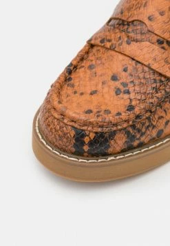 MAX&Co. TORRE - Slip-ons - Rust -Max & Co.Sales 4b483fea7c434e4982acc2304174f63f