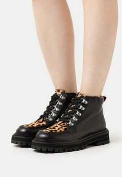 MAX&Co. HIKING - Lace-up Ankle Boots - Nero