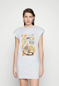 MAX&Co. PICNIC - Jersey Dress - Light Blue