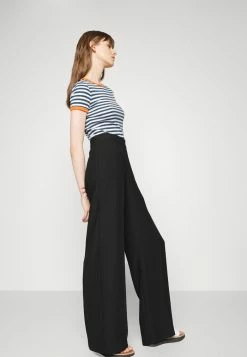 MAX&Co. CURIOSO - Print T-shirt - Navy Blue -Max & Co.Sales 736c11f0731c449ab6e24ff8239747e5