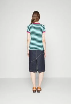 MAX&Co. CURIOSO - Print T-shirt - Green -Max & Co.Sales 74bd4f7e9ef441859f554e505de24ba4