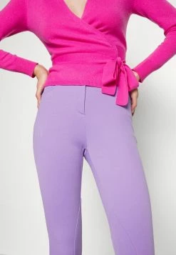 MAX&Co. KINGS - Trousers - Lilac 8 MAX&Co. KINGS - Trousers - Lilac -Max & Co.Sales 7e606a3b56804c72aca34e0e3eeb28f6