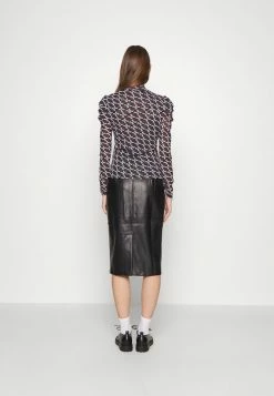 MAX&Co. CREMA - Pencil Skirt - Black -Max & Co.Sales 9a1ef2c74a72422a99f82ec355303b29