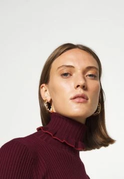 MAX&Co. SCANDIRE - Jumper Dress - Burgundy 6 MAX&Co. SCANDIRE - Jumper Dress - Burgundy -Max & Co.Sales 9aa53907fe0a45c59b0445580e85fb59