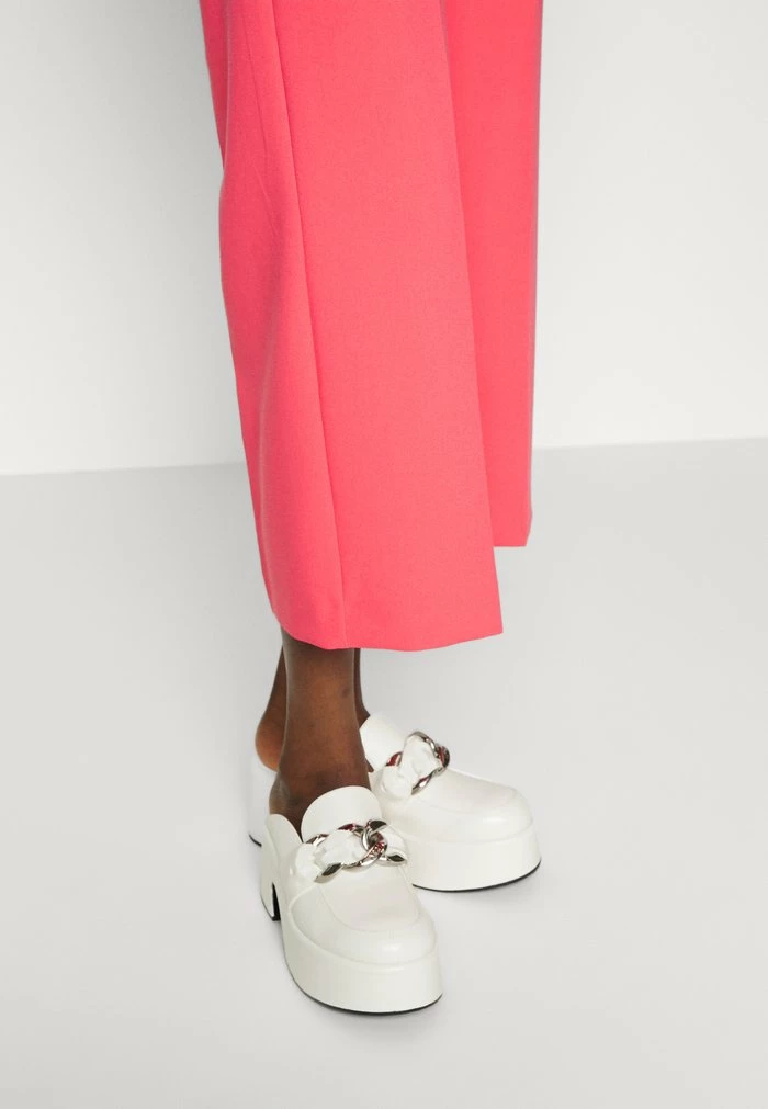 SACCO - Trousers - red MAX&Co. SACCO - Trousers - Red -Max & Co.Sales 9e6be26a9c5a43218cc242bef1e56b8d