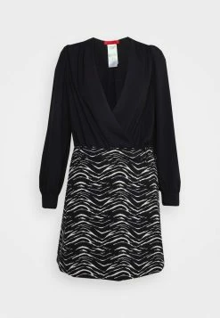 MAX&Co. AGILE - Day Dress - Black