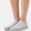 MAX&Co. Slip-ons - Light Grey -Max & Co.Sales c4ed266dec9f46b1a0c7b619d8c2503b