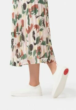 MAX&Co. OYA - Slip-ons - Ivory