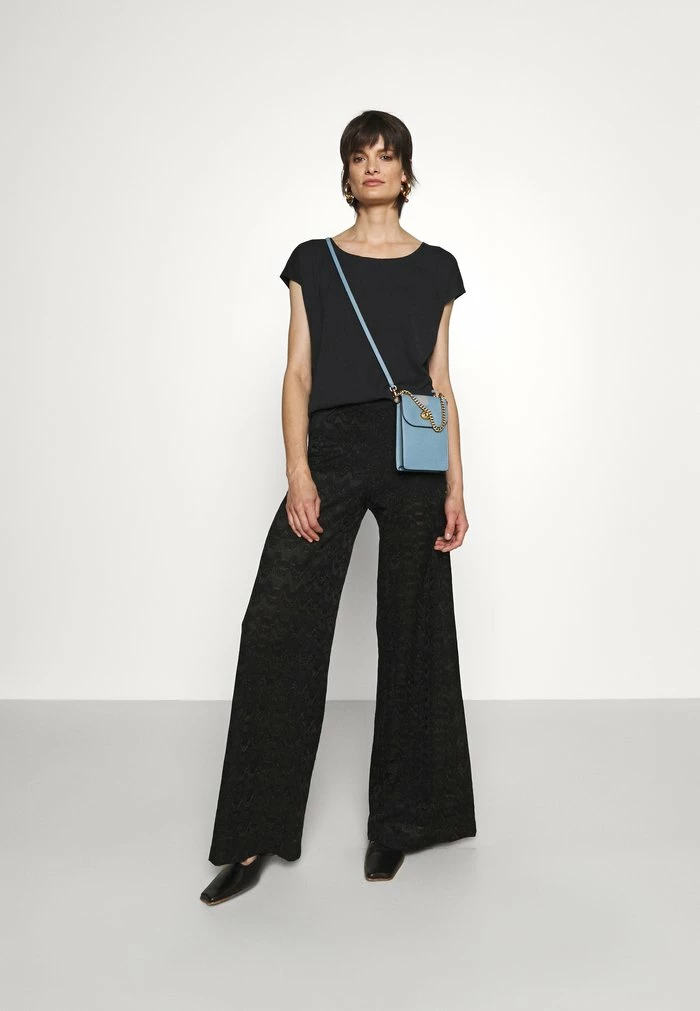 MALDIVE - Basic T-shirt - black MAX&Co. MALDIVE - Basic T-shirt - Black -Max & Co.Sales dcc6957325a444ceb3d8690627e1b340