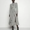 MAX&Co. MOTO - Shirt Dress - Ivory -Max & Co.Sales ddc0a2b83dfe41439294bc99c857d7d1