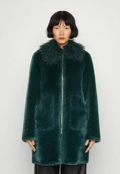 MAX&Co. AMATA - Winter Coat - Dark Green