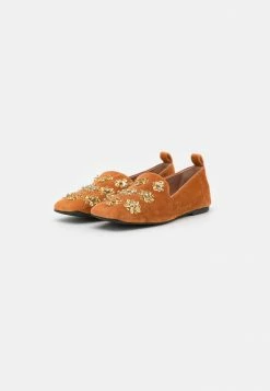 MAX&Co. HALL - Slip-ons - Arancio -Max & Co.Sales f27f4917349e47c9a6a893a47b8deca6